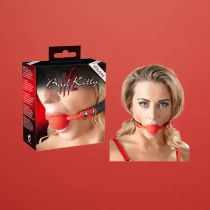 Bad Kitty - Szilikon szájpecek műbőr pánttal (piros)