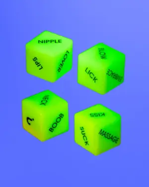 Sötétben világító kockák (angol)