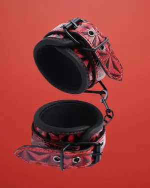 Diamond Line - Gyémánt mintázatú csuklóbilincs (piros)