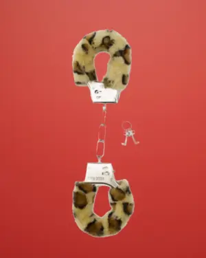 Shots Toys - Plüss bilincs (leopárd)