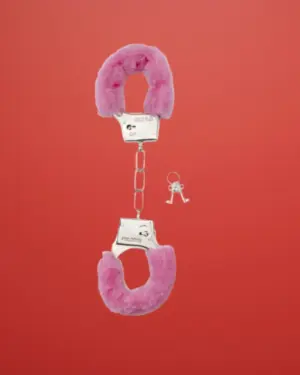 Shots Toys - Plüss bilincs (pink)
