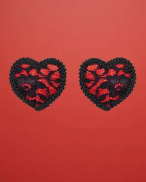 Fetish Addict - Csipke mellbimbódísz (fekete-piros)