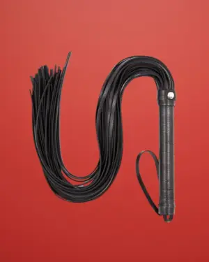 Fetish Addict - Szilikon korbács - 69 cm (fekete)