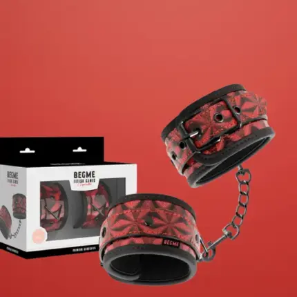 Begme Red Edition - Vegán bőr bilincs lánccal (bordó)