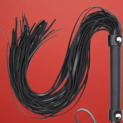 Ohmama - Korbács ezüst szegecsekkel (fekete)