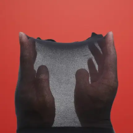 Latetobed - Harisnya fejmaszk