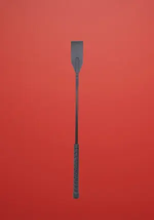 Latetobed - Klasszikus paskoló (fekete) - 45,5cm