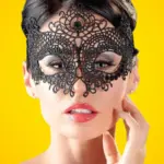 Cottelli - Hímzett, csipke hatású álarc (fekete)